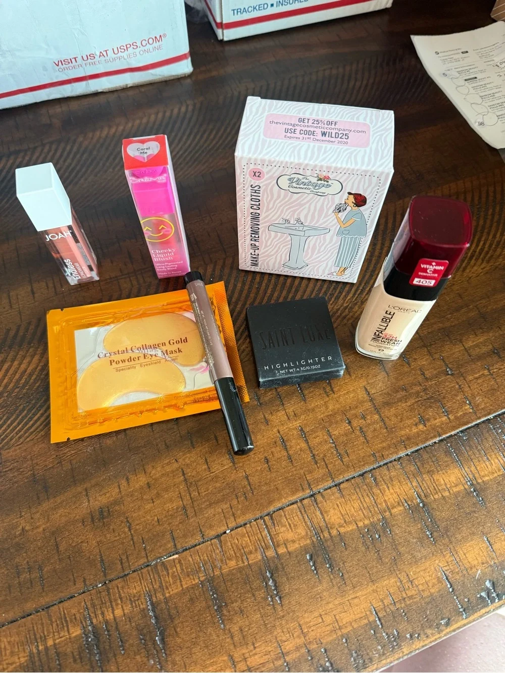 Assorted make up bundle